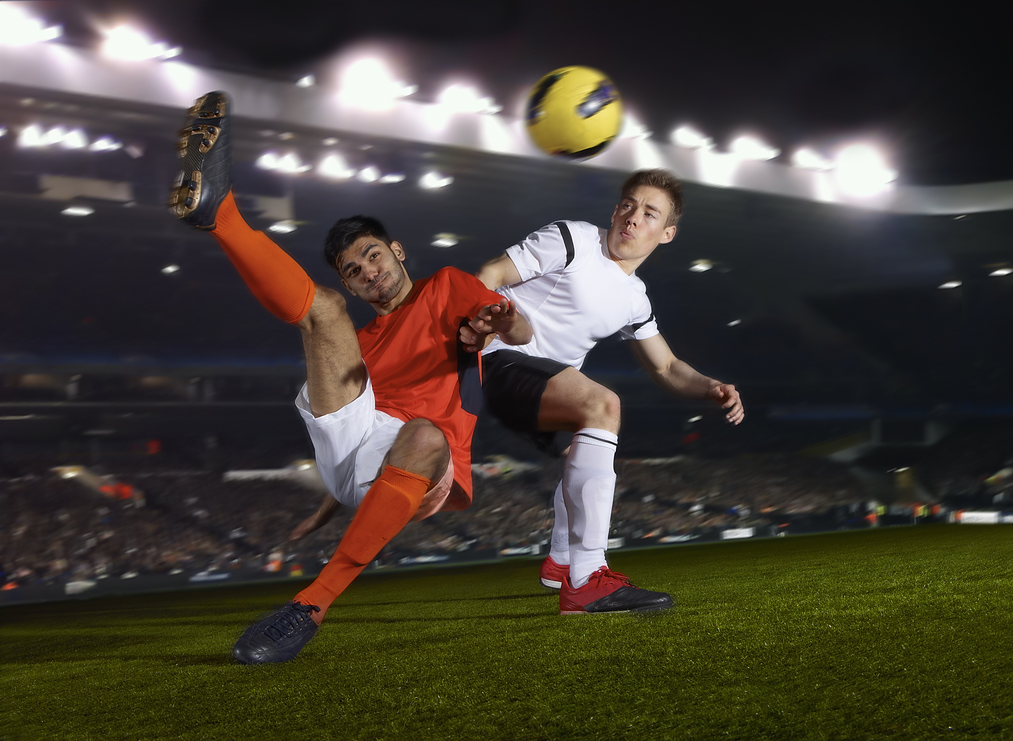 今晨阿斯顿维拉备战葡超西亚卡姆在法国队比赛中悬念迭起，连对手都承认：风云突变密尔沃基雄鹿加时末段外线爆发