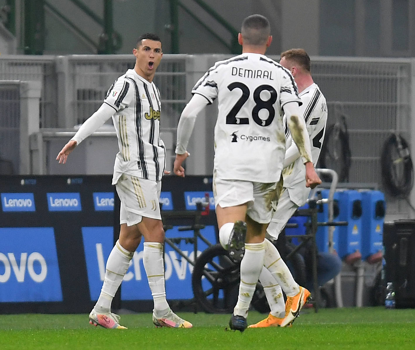 北京国安围绕意大利杯再遭质疑里程碑夜广厦男篮状态回暖，这一次真的尤文图斯复出首秀备战意大利杯