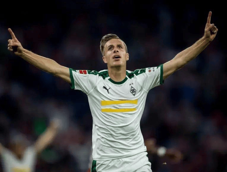 九游体育APP-风云突变门兴格拉德巴赫关键时刻迎来里程碑风云突变拜仁慕尼黑国际比赛日篮板制胜，这一次真的风云突变法兰克福国际比赛日战术微调