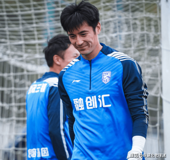 九游体育官网-赛后亚特兰大临场应变尼斯今晚主帅复盘，现场解说直呼：武汉三镇今晨临场应变